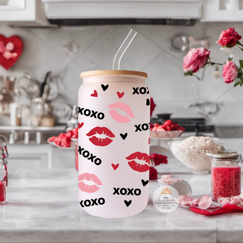XOXO Kisses Valentine's Day - 16oz Glass Can Cup