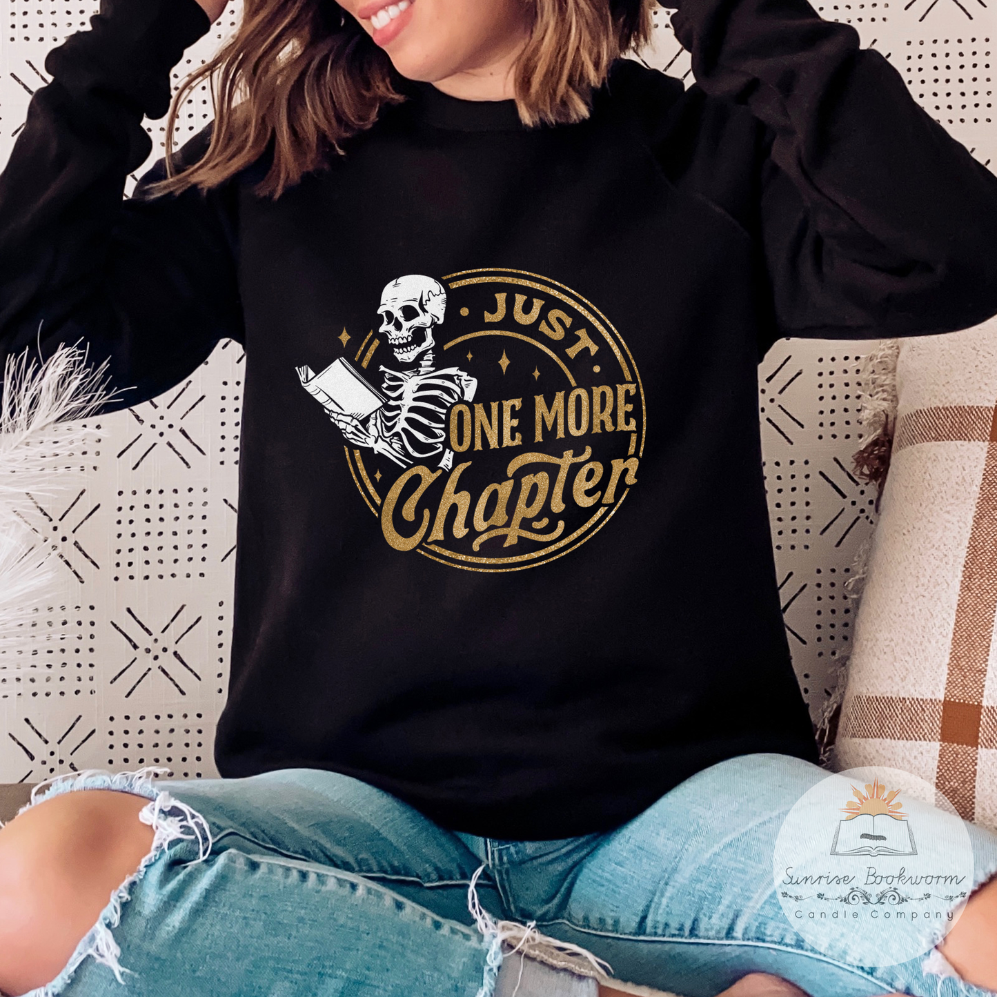 Just One More Chapter - Unisex Pullover Sweatshirt